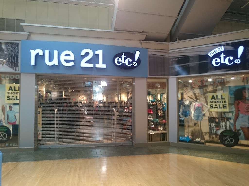 rue21 | 1259 Franklin Mills Cir, Philadelphia, PA 19154, USA | Phone: (215) 281-0925