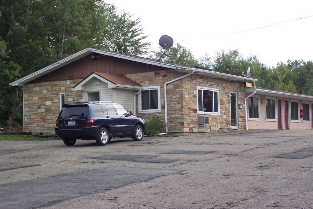 Penn Terrace Motel | 1880 E Broad St, Beaver Meadows, PA 18216, USA | Phone: (570) 455-5877