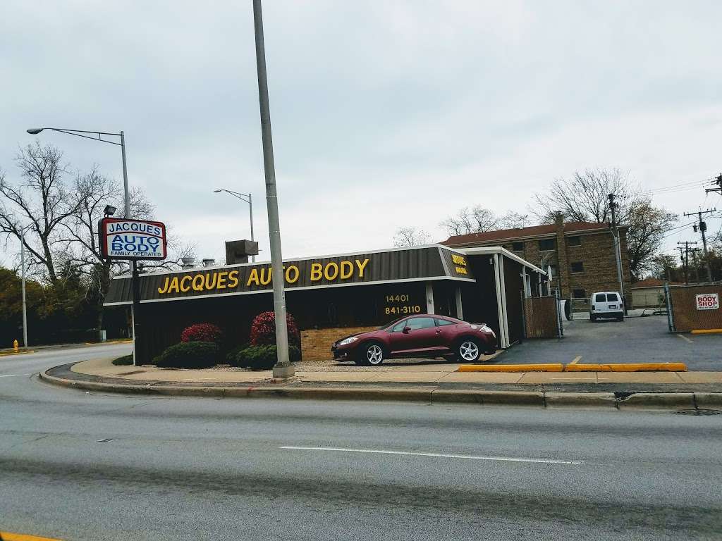 Jacques Auto Body | 14401 S Halsted St, Riverdale, IL 60827, USA | Phone: (708) 841-3110