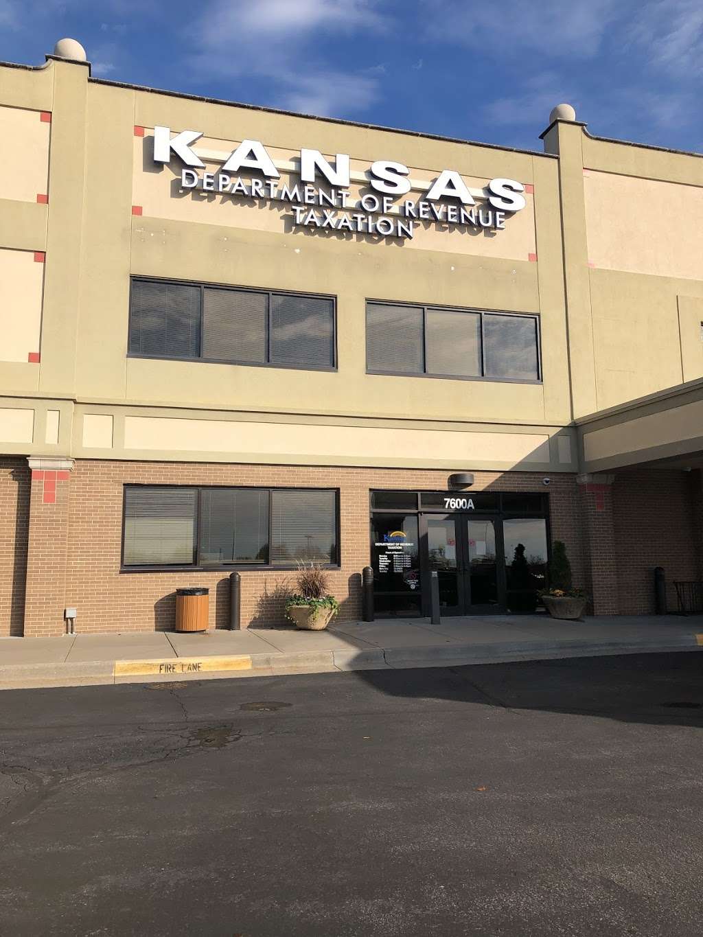 Kansas Department of Revenue | 7600 W 119th St, Overland Park, KS 66210, USA | Phone: (913) 631-0296