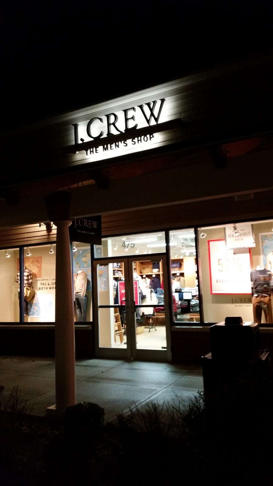 J.Crew Factory | 1 Premium, Outlet Blvd Space 410, Wrentham, MA 02093, USA | Phone: (508) 384-4480