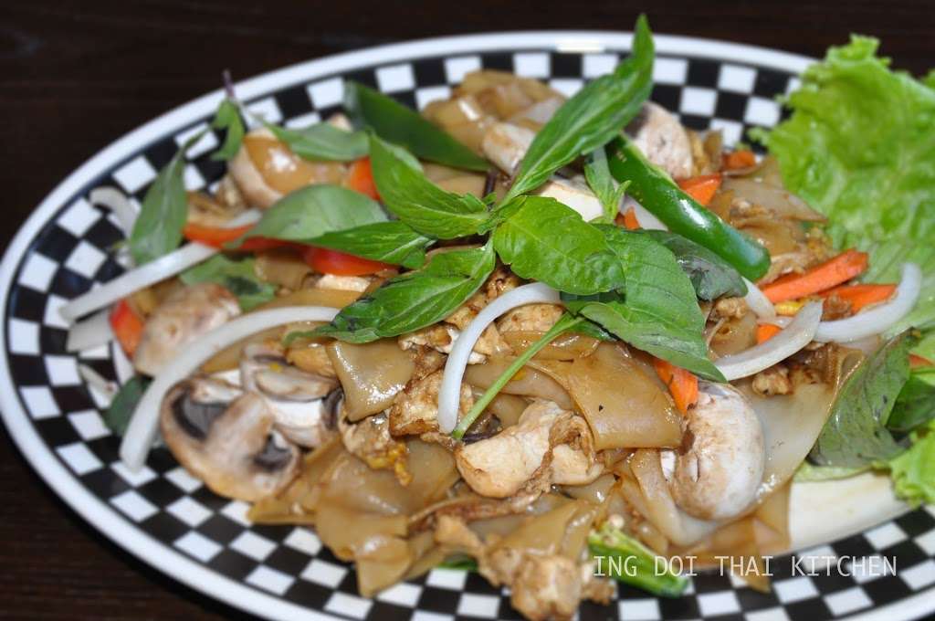 Ing Doi Thai Kitchen | 28072 Bouquet Canyon Rd, Saugus, CA 91350, USA | Phone: (661) 263-9888