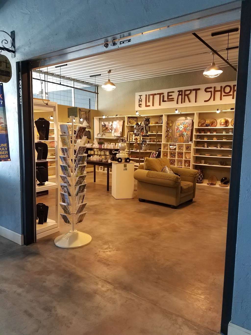 Little Art Shop | 129 1st St E, Benicia, CA 94510 | Phone: (707) 781-8262