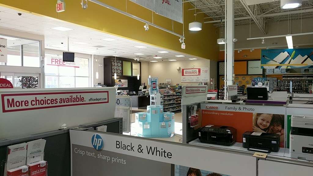 OfficeMax | 2570 Sutton Rd, Hoffman Estates, IL 60195, USA | Phone: (847) 645-9076