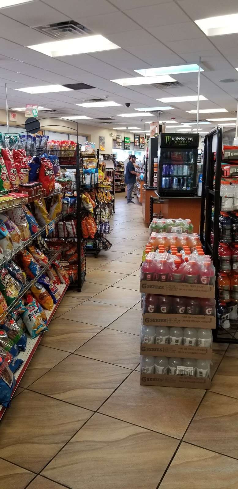 Pop Pops Mini Mart | 439 Main St, Peckville, PA 18452, USA | Phone: (570) 383-1284