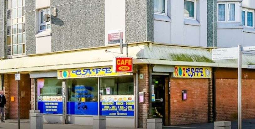 Roz Cafe | 1 Pier Rd, North Woolwich, London E16 2LJ, UK | Phone: 020 7511 5773