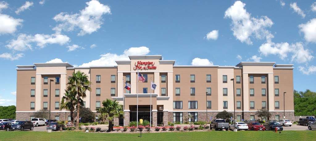 Hampton Inn & Suites Bay City | 4617 7th St, Bay City, TX 77414, USA | Phone: (979) 245-7100