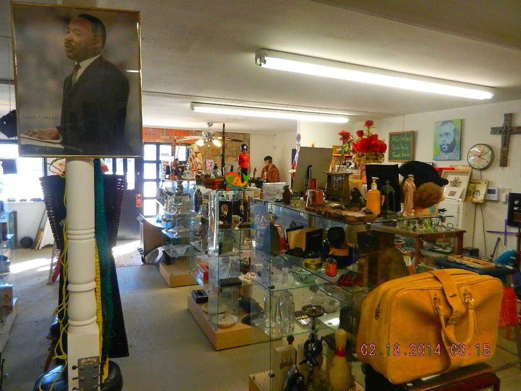 Tin Lizard Thrift and Antique | 507 W Walnut St, Garland, TX 75040, USA