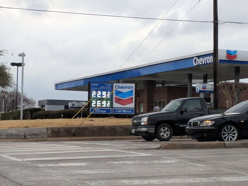 Chevron Carrollton | 2525 E Rosemeade Pkwy, Carrollton, TX 75007, USA | Phone: (972) 306-3177