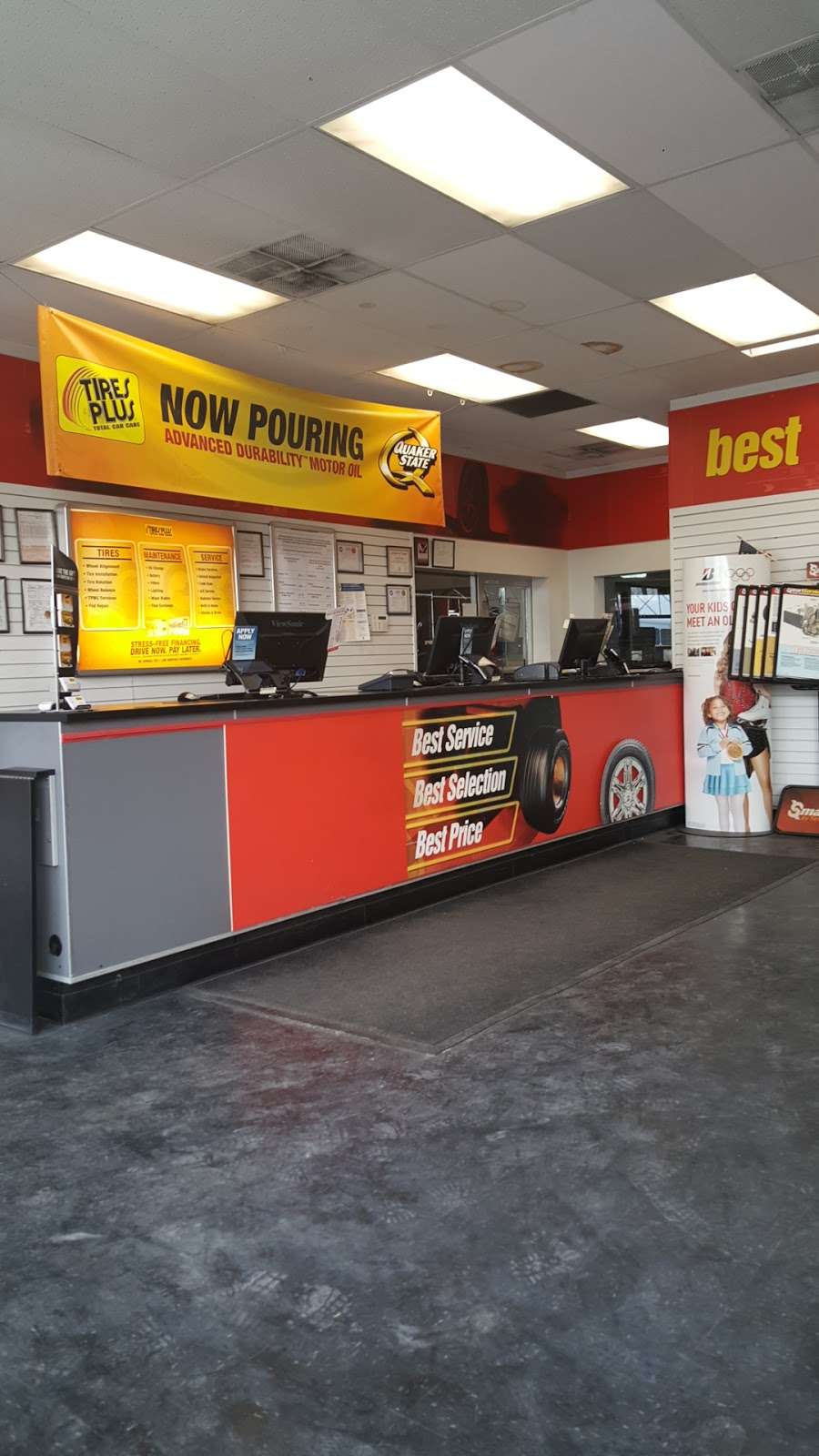 Tires Plus | 1500 Ridge Pike, Conshohocken, PA 19428, USA | Phone: (484) 685-5577