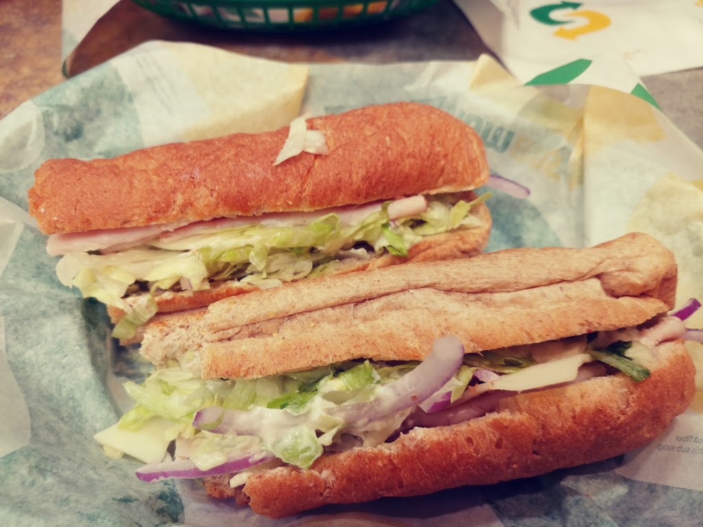 Subway Restaurants | 5245 Hwy 557, Lake Wylie, SC 29710, USA | Phone: (803) 831-0143