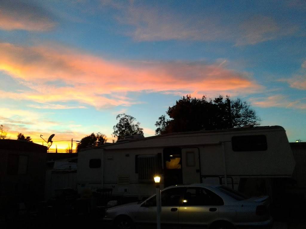 Bloomington Mobile Home Park | 18219 Valley Blvd # 23, Bloomington, CA 92316, USA | Phone: (909) 877-5243