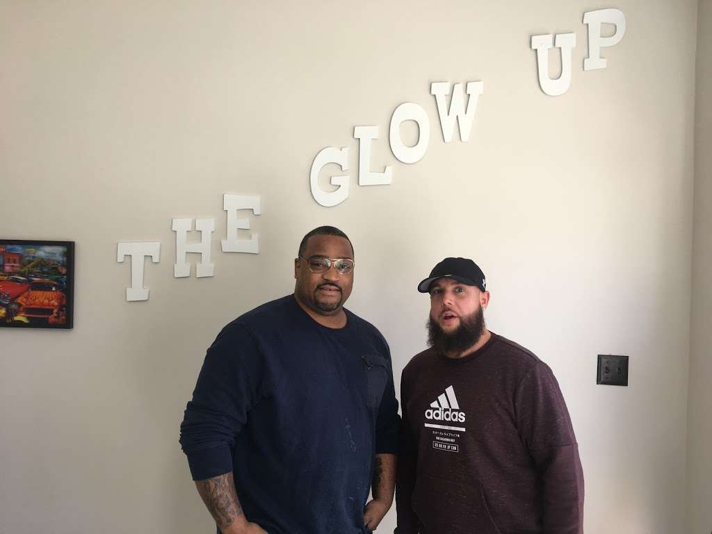 The Glow Up CBD | 501 S Center St, Statesville, NC 28677, USA | Phone: (704) 775-4538