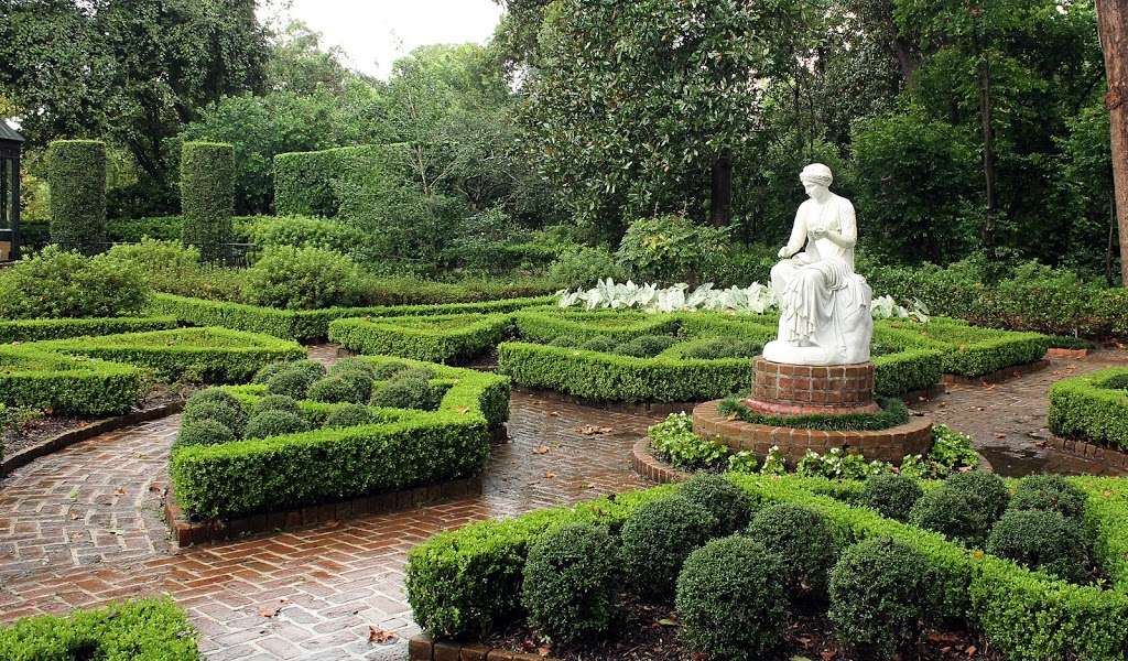 Bayou Bend Collection and Gardens | 6003 Memorial Dr, Houston, TX 77265, USA | Phone: (713) 639-7750