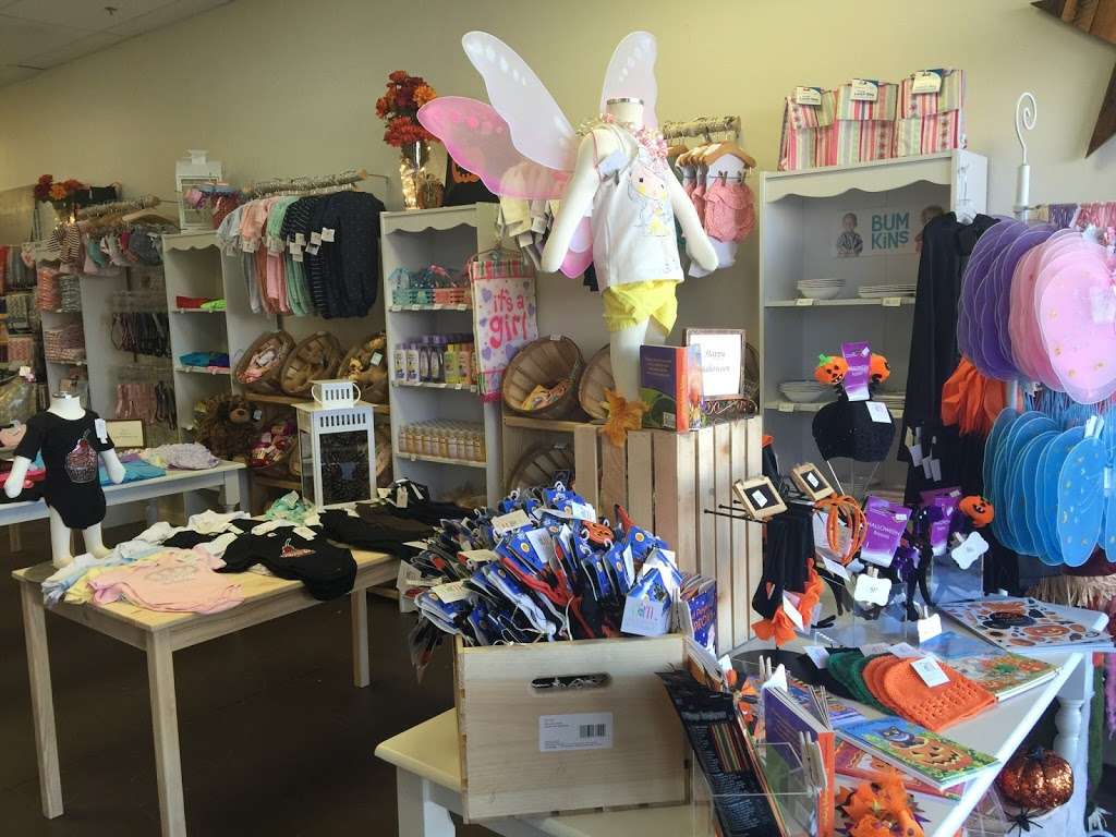 D&M Childrens Boutique | 55 S Gibson Rd #109, Henderson, NV 89012 | Phone: (402) 639-7774