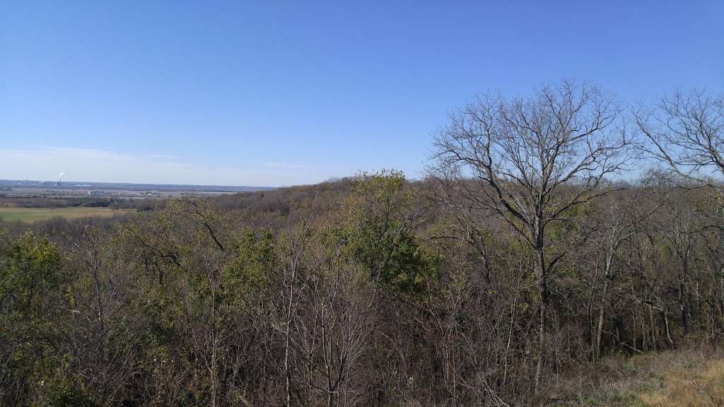 Roth Trailhead | E 1600 Rd, Lawrence, KS 66044