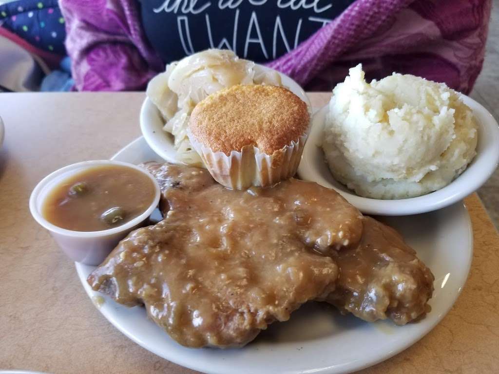 Mandys Soul Food Kitchen | 431 N Bolingbrook Dr, Bolingbrook, IL 60440, USA | Phone: (630) 485-7291