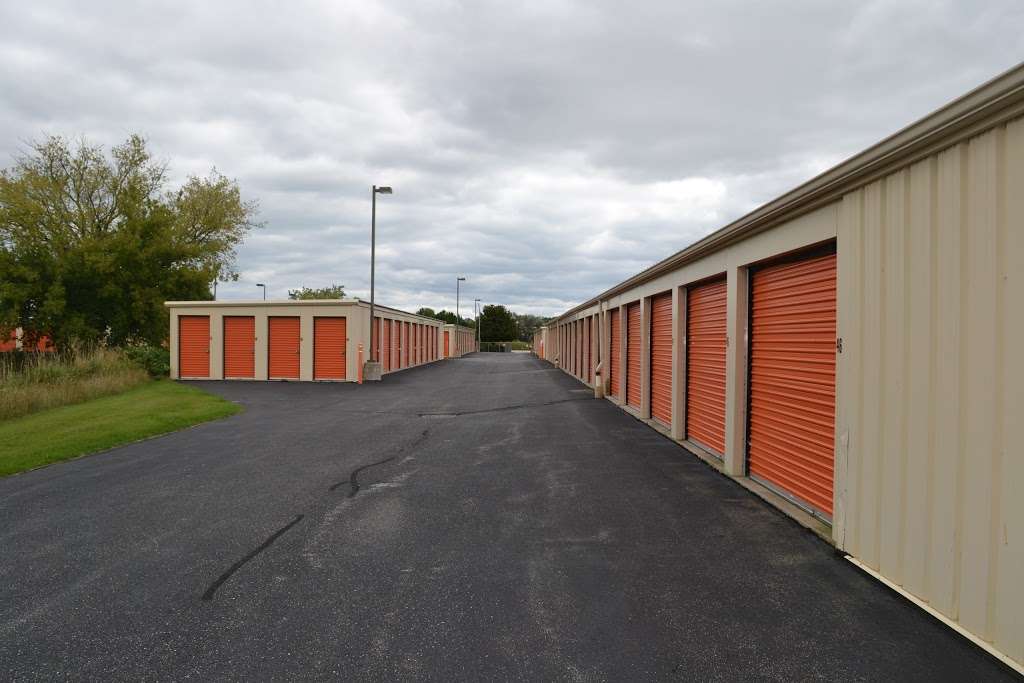 EZ Self Storage | 1019 W Rawson Ave, Oak Creek, WI 53154, USA | Phone: (414) 764-9900