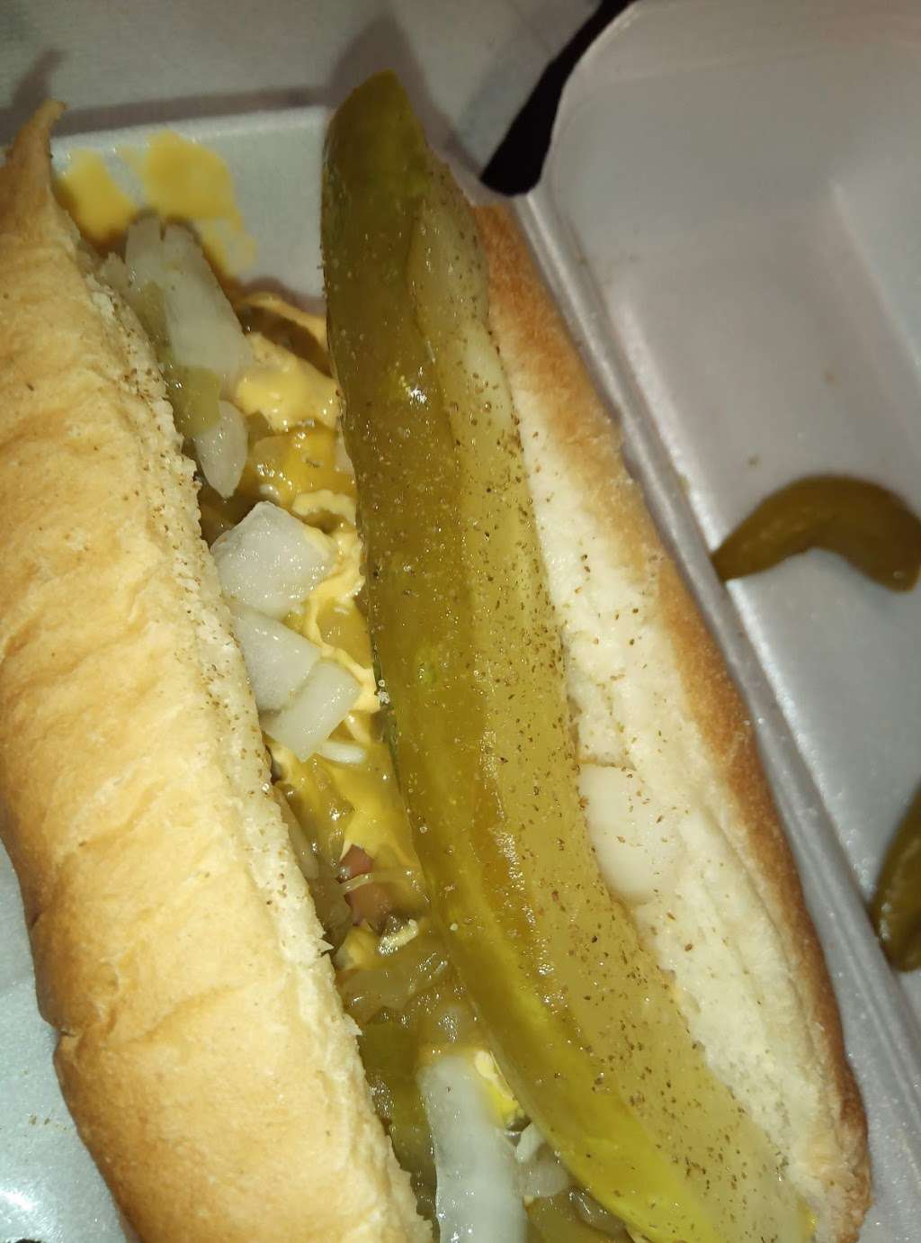 The Lucky Hot Dog | 8020 W 171st St, Tinley Park, IL 60477, USA | Phone: (708) 263-0130