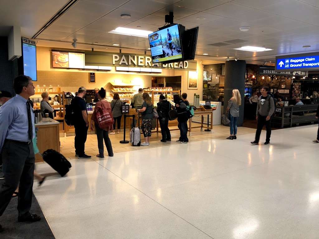 Panera Bread | Phoenix Sky Harbor International Airport (PHX), Gate C14, Phoenix, AZ 85034, USA