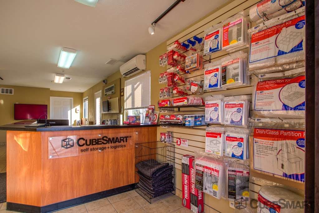 CubeSmart Self Storage | 1800 S Chambers Rd, Aurora, CO 80017 | Phone: (303) 696-2020