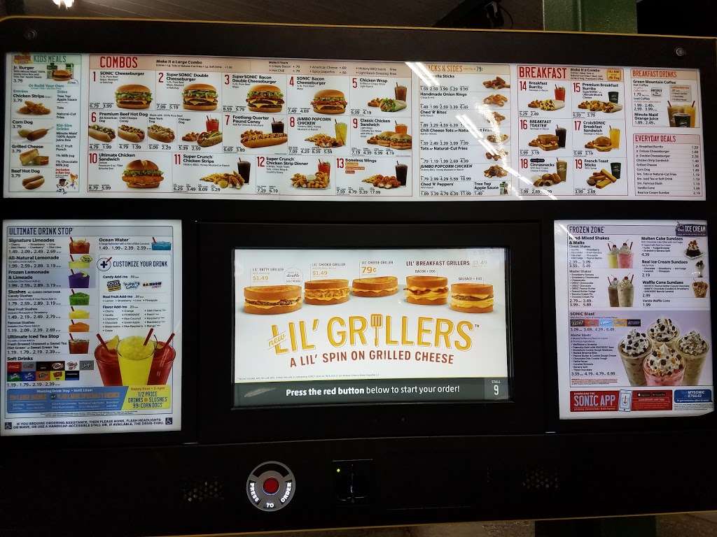 Sonic Drive-In | 11555 Kaw Dr, Bonner Springs, KS 66012, USA | Phone: (913) 441-4777