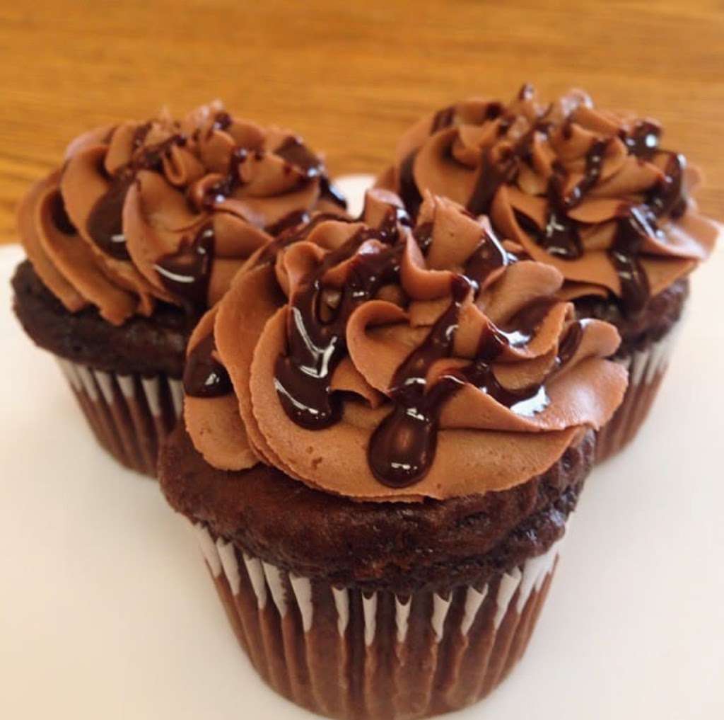 Kansas City Cupcake Co. | 5038 Lamar Ave, Mission, KS 66202 | Phone: (913) 217-7921