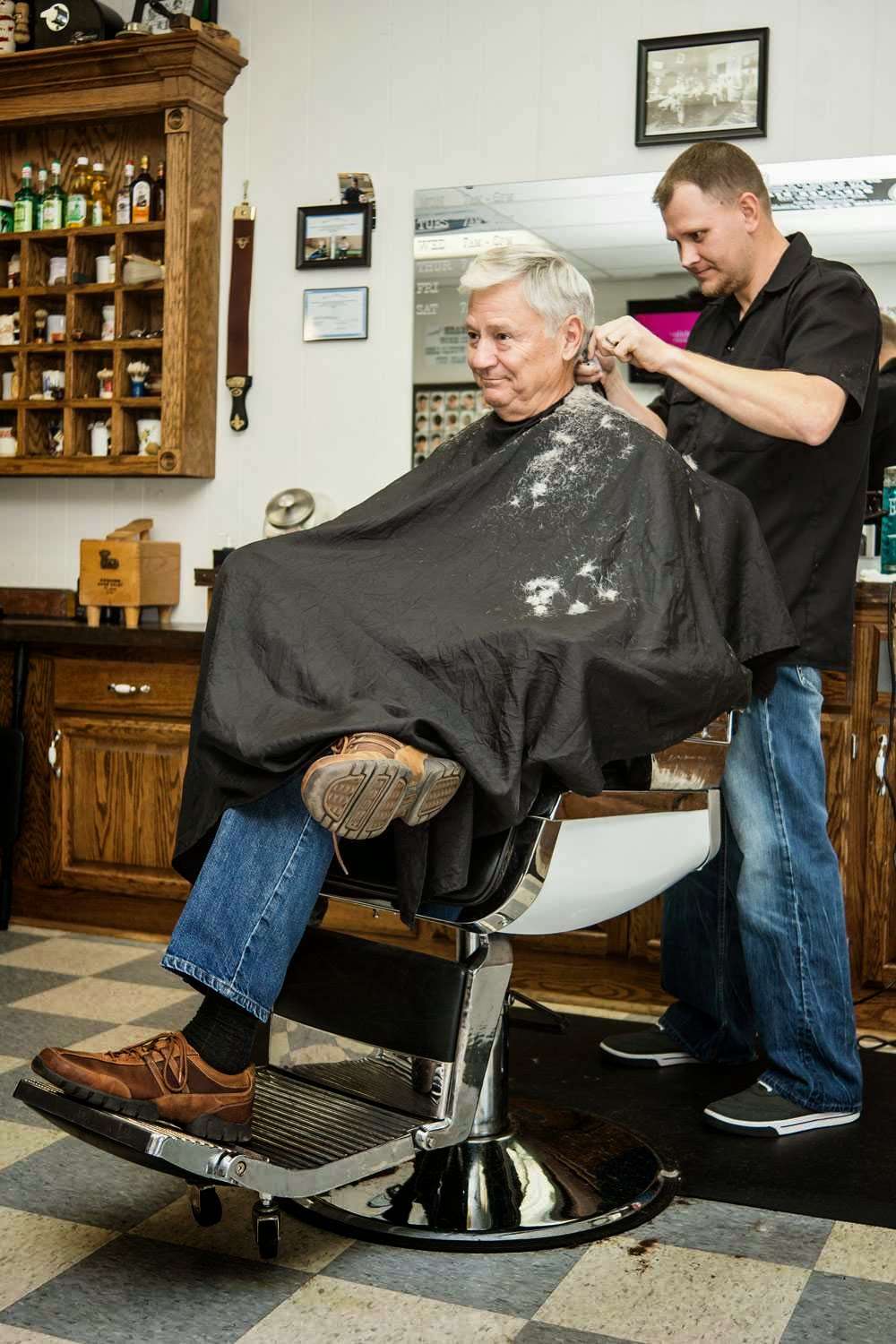 Courtney Brothers Barber & Shaving Parlor | 1418 SW US Hwy 40, Blue Springs, MO 64015, USA | Phone: (816) 228-7428