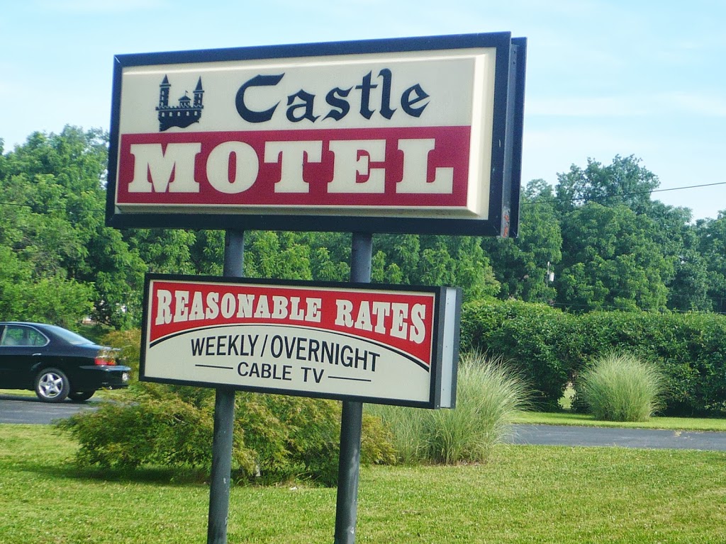 Castle Motel | 7967 Molly Pitcher Hwy, Greencastle, PA 17225, USA | Phone: (717) 597-4529