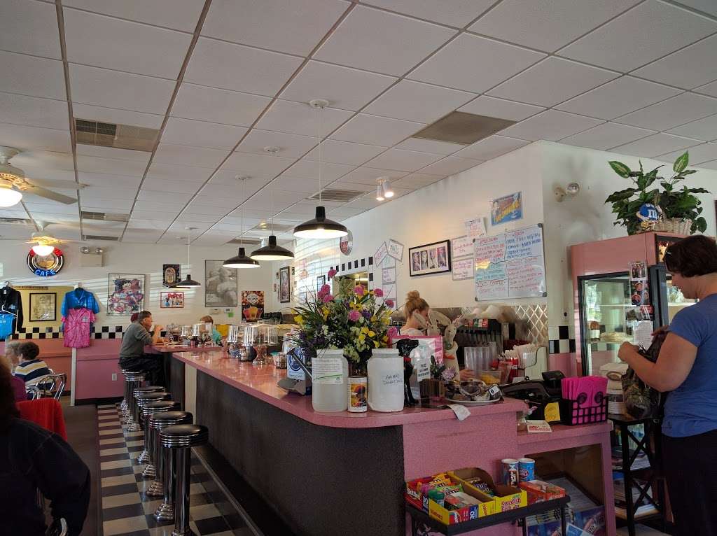 Jukebox Cafe | 535 S Reading Ave, Boyertown, PA 19512, USA | Phone: (610) 369-7272