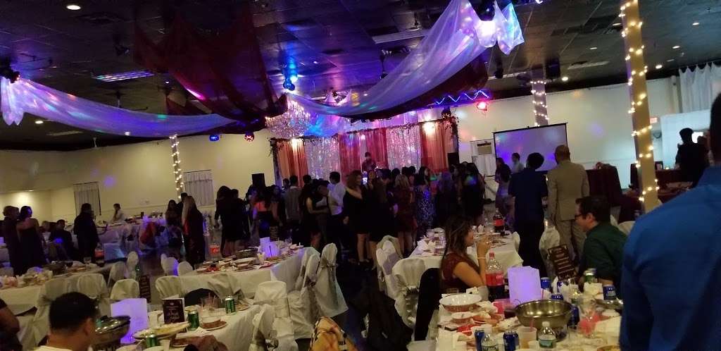 Sompao Meas Restaurant | 450 Chelmsford St, Lowell, MA 01851, USA | Phone: (978) 654-1626