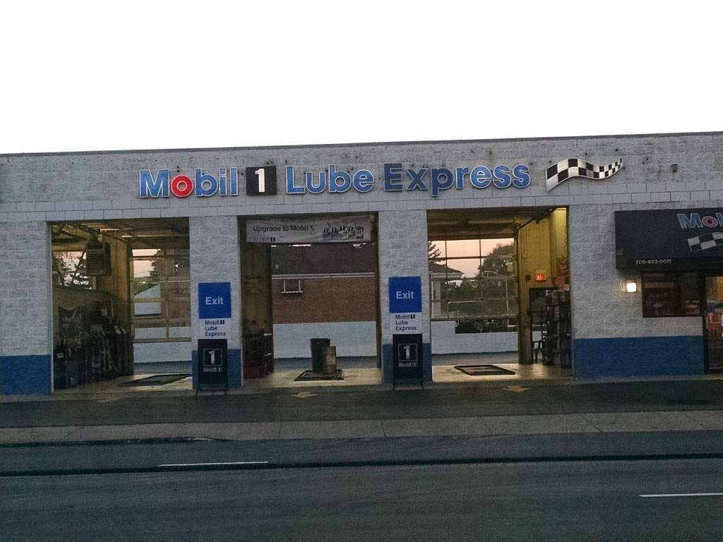 Mobil 1 Lube Express | 8600 S Cicero Ave, Burbank, IL 60459 | Phone: (708) 423-0011