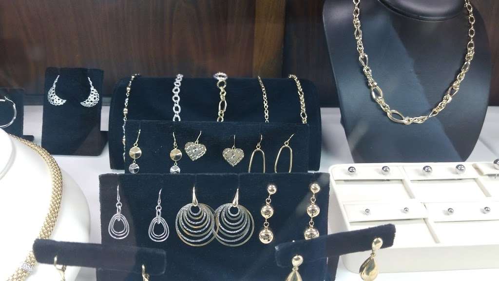 Houghtons Jewelers | 6626, 5386 W 34th St, Houston, TX 77092, USA | Phone: (713) 681-1125