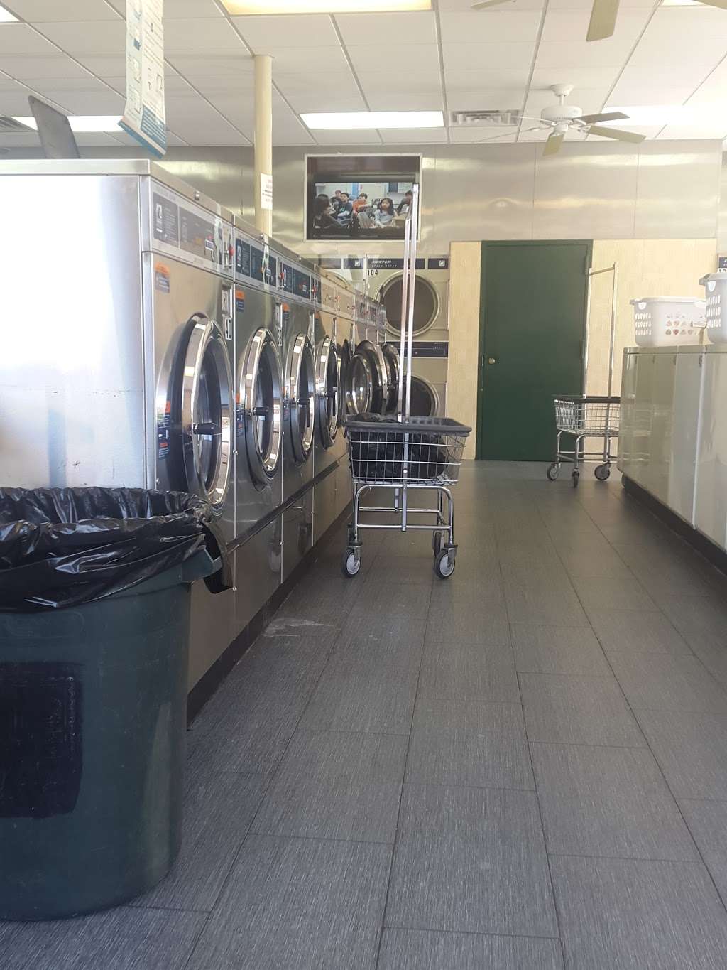22nd Ave Laundromat 4507 22nd Ave, Mt Rainier, MD 20712, USA