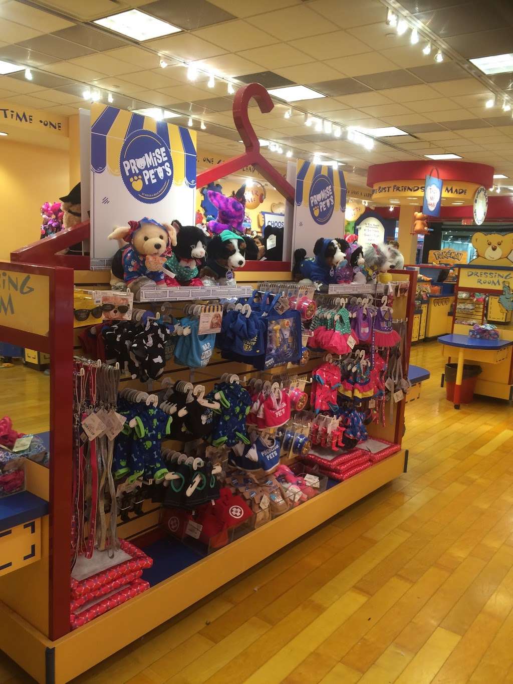 Build-A-Bear Workshop | 3000 Grapevine Mills Pkwy space 514, Grapevine, TX 76051, USA | Phone: (972) 966-5004