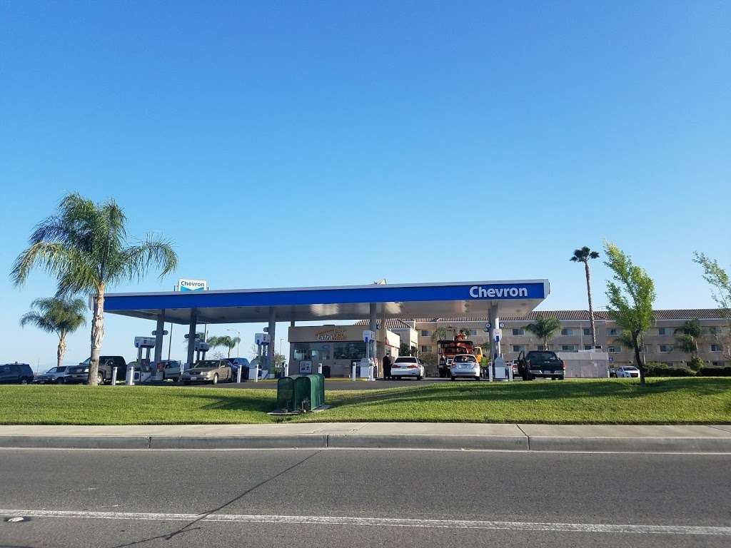 Chevron | 428 S Redlands Ave, Perris, CA 92570, USA | Phone: (951) 940-9690