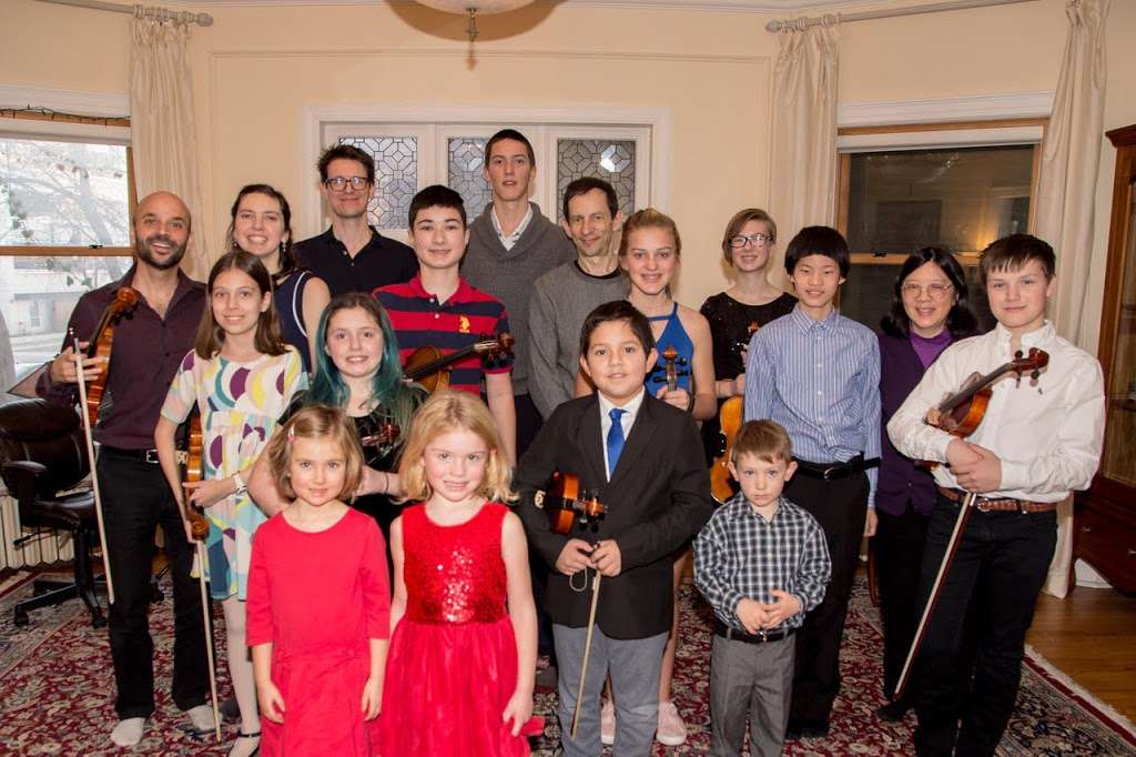 Innocenti Violin Lessons | 1216 W Sherwin Ave, Chicago, IL 60626, USA | Phone: (312) 501-3705