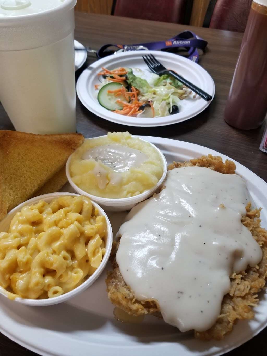 Lil Jim’s Country Cafe | 1203 Heickman Rd, Somerset, TX 78069, USA | Phone: (830) 429-1009