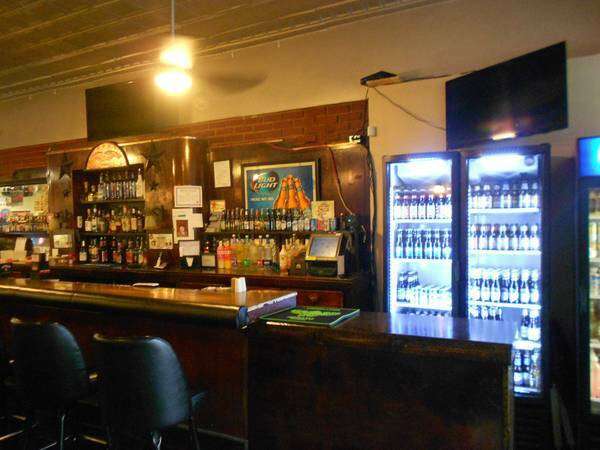 Old Town Bar & Grill 1880, LLC | 2312 South St, Lexington, MO 64067, USA | Phone: (660) 259-2551