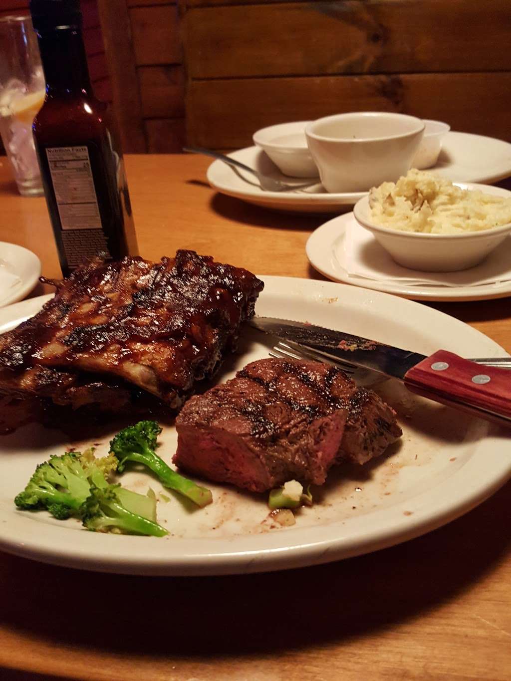 Texas Roadhouse | 4465 Mountain Rd, Pasadena, MD 21122, USA | Phone: (410) 439-0233