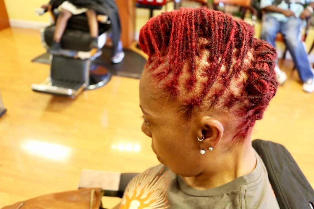 TWISTED ROOTS SALON | 701 E 75th St, Chicago, IL 60619, USA | Phone: (773) 994-9878