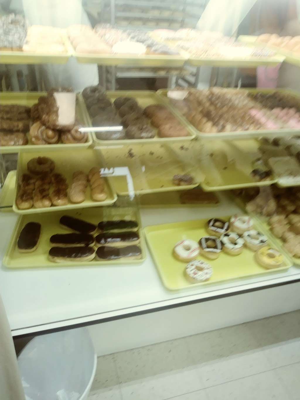 Morning Treat Donuts | 701 E Cartwright Rd, Mesquite, TX 75149, USA | Phone: (972) 288-4994