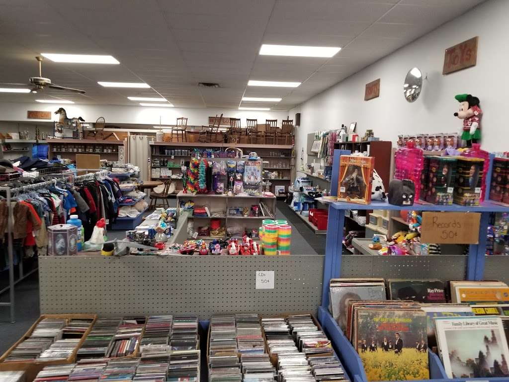 K-Towns Nifty Thrift Store | 4710 NE Vivion Rd, Kansas City, MO 64119 | Phone: (816) 812-8012
