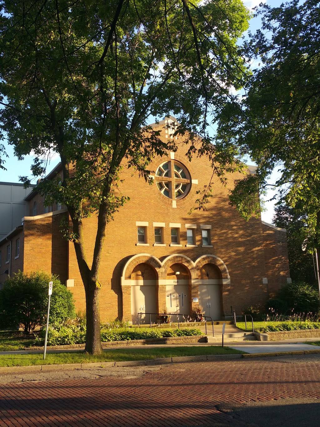 Pilgrim Baptist Church | 732 Central Ave W, St Paul, MN 55104, USA | Phone: (651) 227-3220