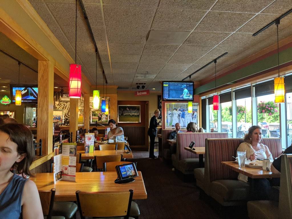 Applebees Grill + Bar | 4345 Pheasant Ridge Rd #202, Blaine, MN 55449, USA | Phone: (763) 786-2677