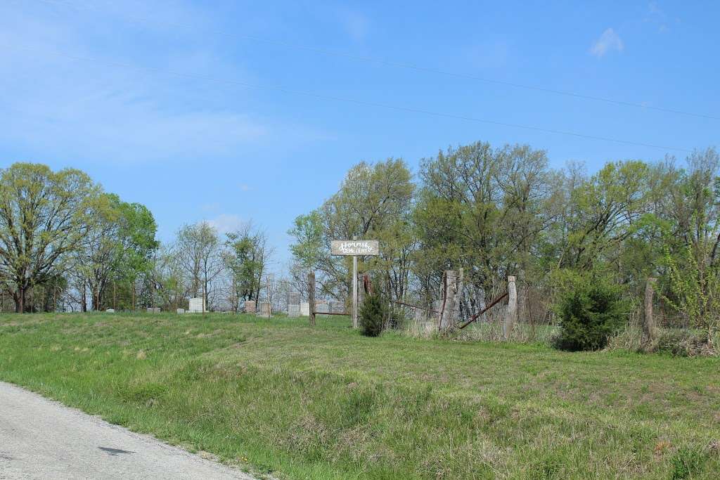Hornsby Cemetery | Kingsville, MO 64061