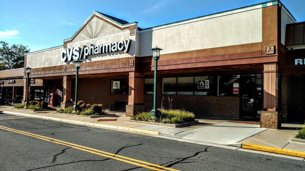 CVS | 5711 Burke Centre Pkwy, Burke, VA 22015 | Phone: (703) 425-9030