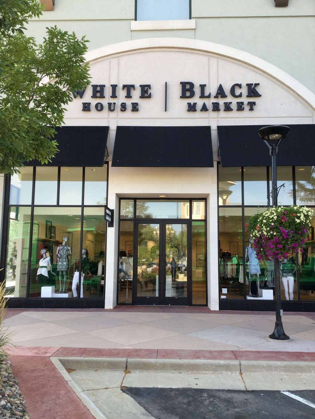 White House Black Market | 5943 Sky Pond Dr Unit 178, Loveland, CO 80538, USA | Phone: (970) 667-2002