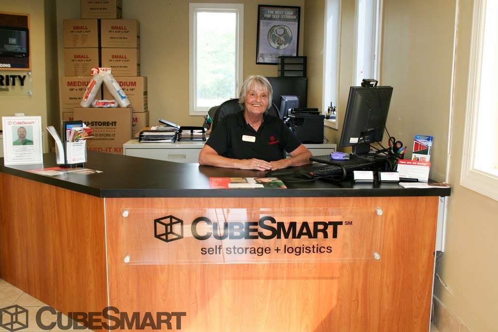 CubeSmart Self Storage | 8716 Jefferson Davis Hwy, Fredericksburg, VA 22407, USA | Phone: (540) 891-6500