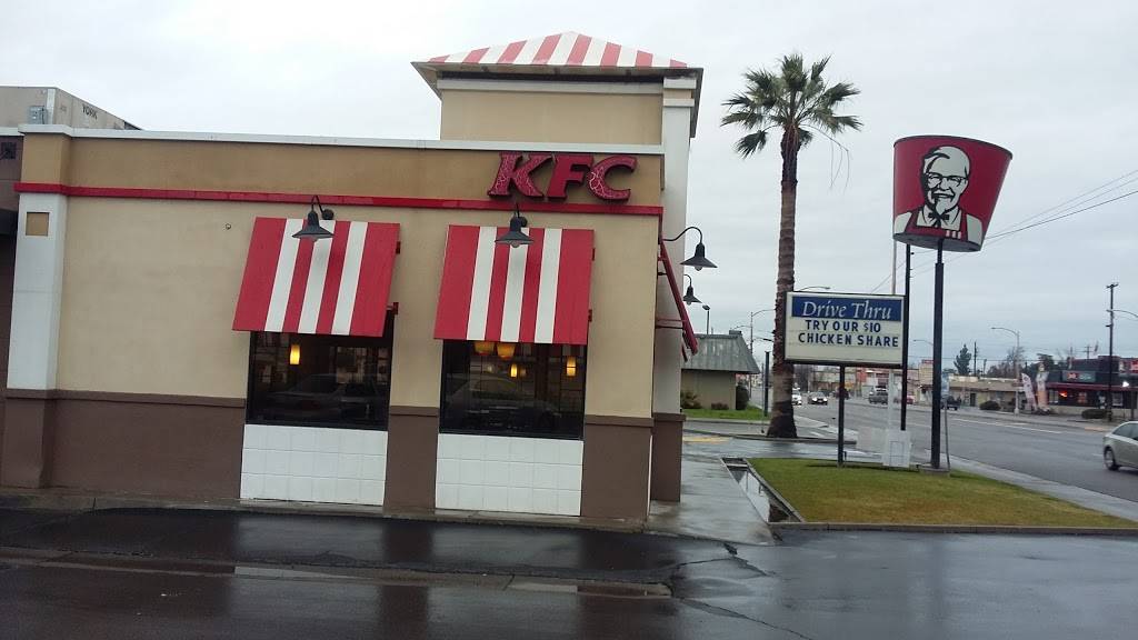 KFC | 2031 N Blackstone Ave, Fresno, CA 93703, USA | Phone: (559) 226-6191